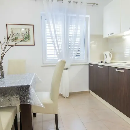 Apartment Fanito *